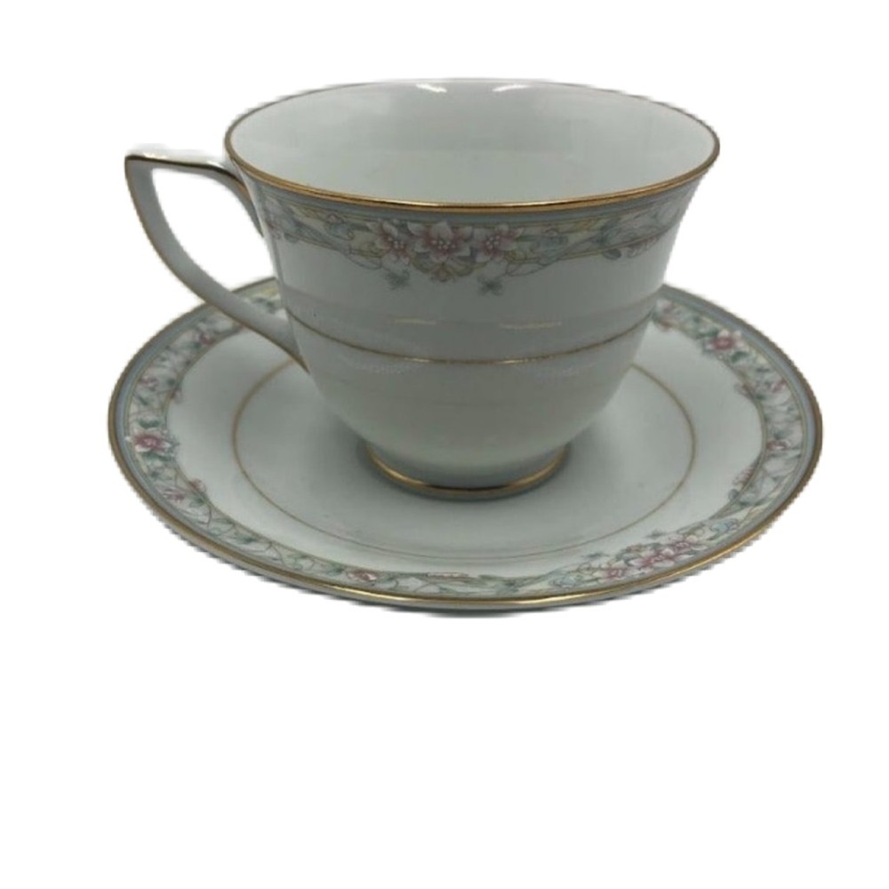 Vintage Mikasa Teacup and Saucer Set Fine China LAC27 Japan Mornay White